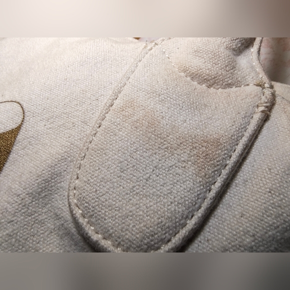 Juicy Couture Oatmeal Canvas Tote - Picture 6 of 11